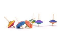 Mader Holzkreisel Tukanino Aus Der Kreiselmanufaktur -Djeco Verkäufe Tukanino2 600x600